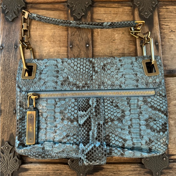 Roger Vivier Metro Handbag in Blue Python - Picture 2 of 12